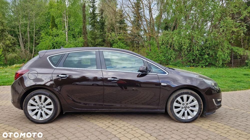 Opel Astra 1.7 CDTI Executive S&S - 5