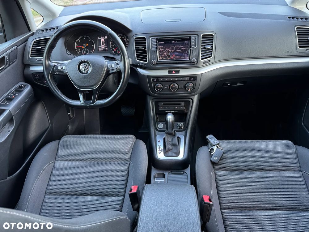 Volkswagen Sharan 2.0 TDI BMT Comfortline DSG - 16