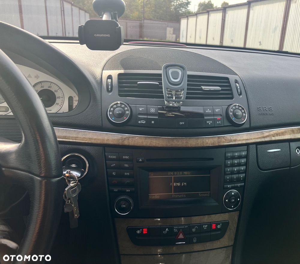 Mercedes-Benz Klasa E 200 Kompressor Avantgarde - 9