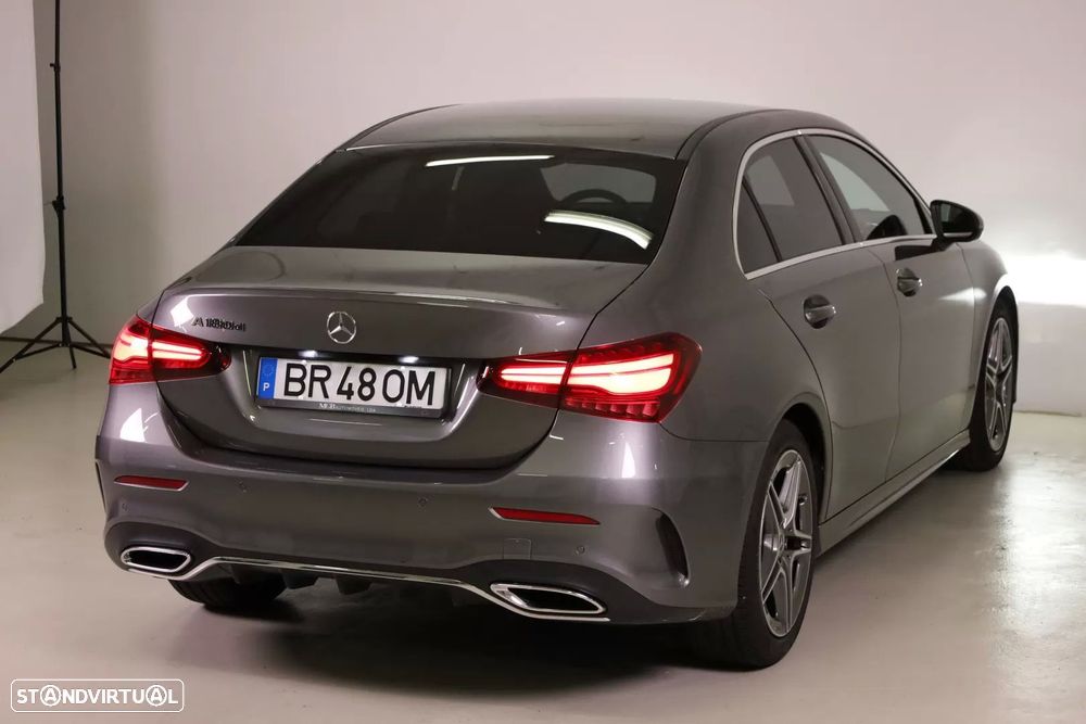 Mercedes-Benz A 180 Limousine d AMG Line Aut. - 19