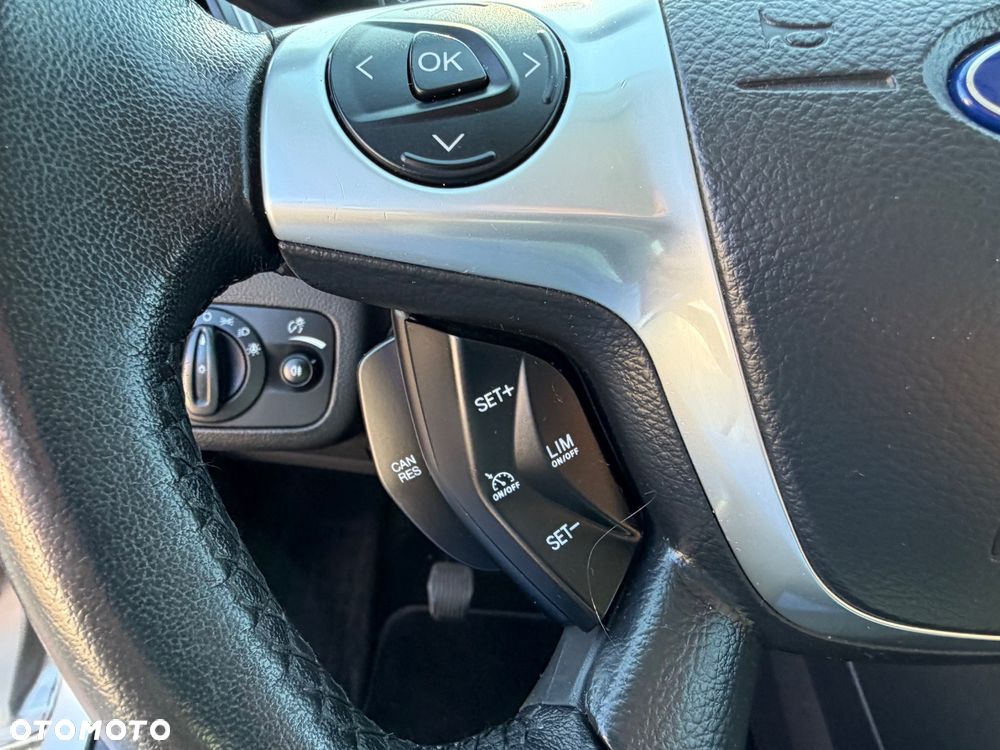 Ford Kuga 2.0 TDCi 4x4 Titanium - 18