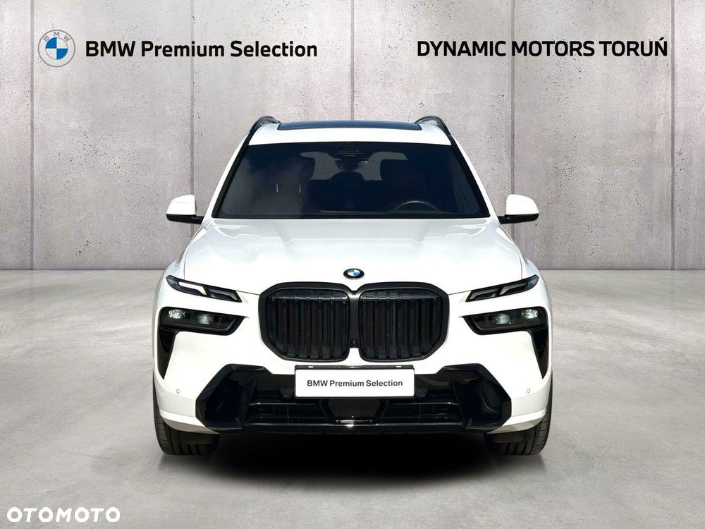 BMW X7 - 12