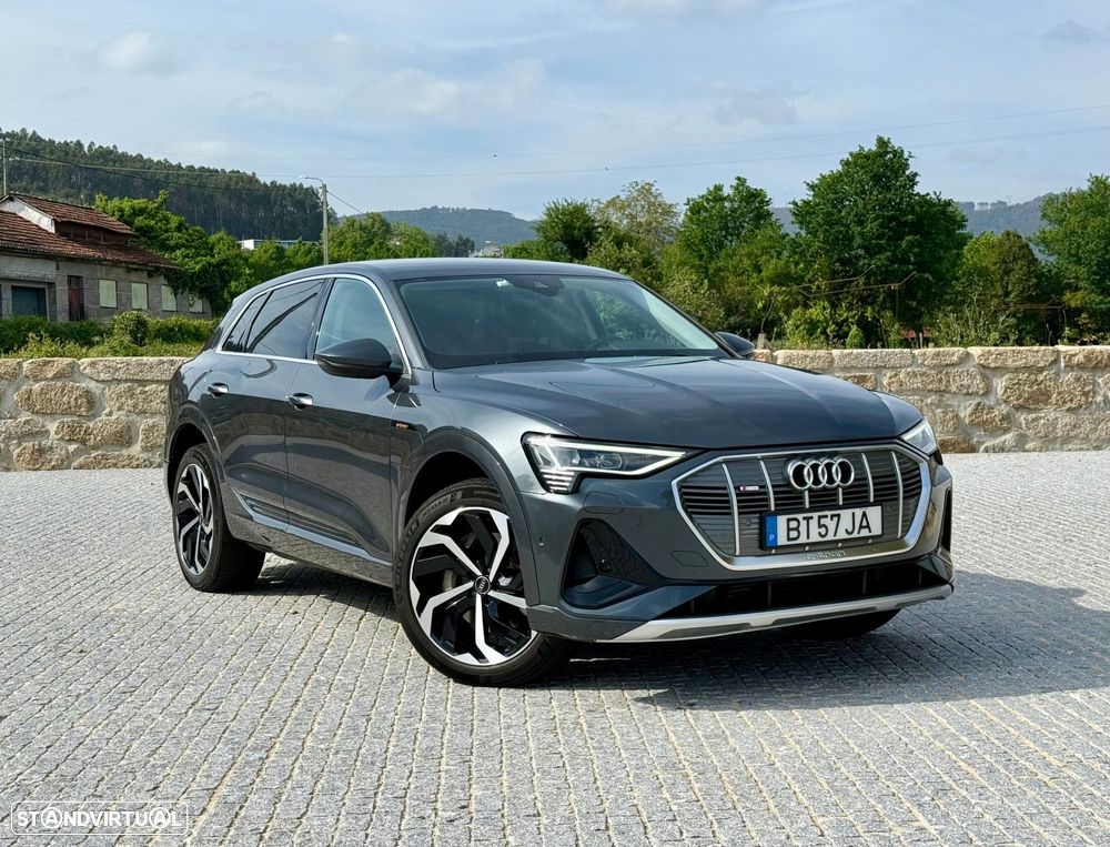 Audi e-tron 55 quattro S line - 2