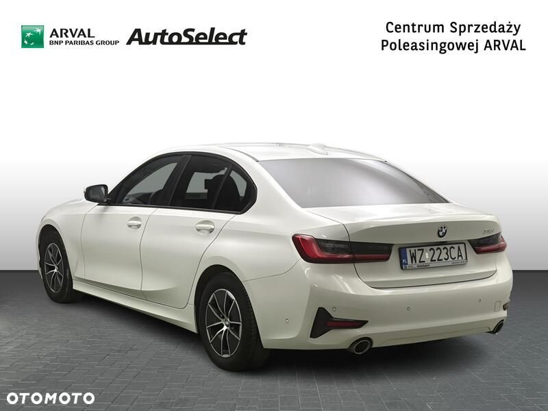 BMW Seria 3 318i - 3