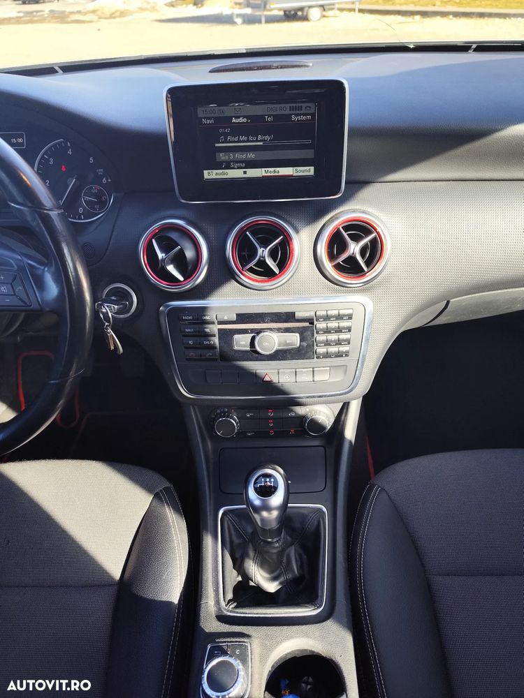 Mercedes-Benz CLA 180 d - 12