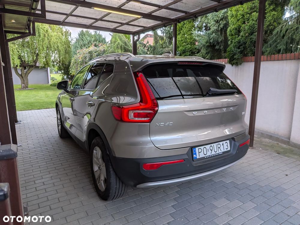 Volvo XC 40 T3 Momentum Pro - 5