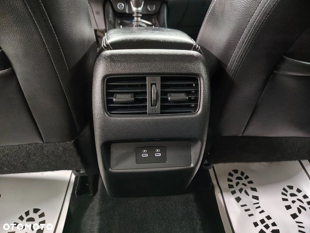 Nissan Qashqai 1.3 DIG-T MHEV N-Connecta - 25
