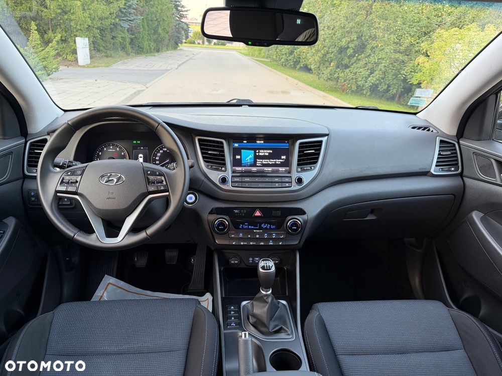 Hyundai Tucson 1.6 GDI BlueDrive Design 2WD - 36