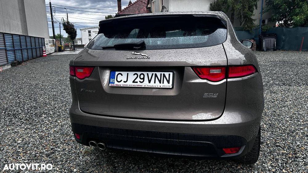 Jaguar F-Pace - 3
