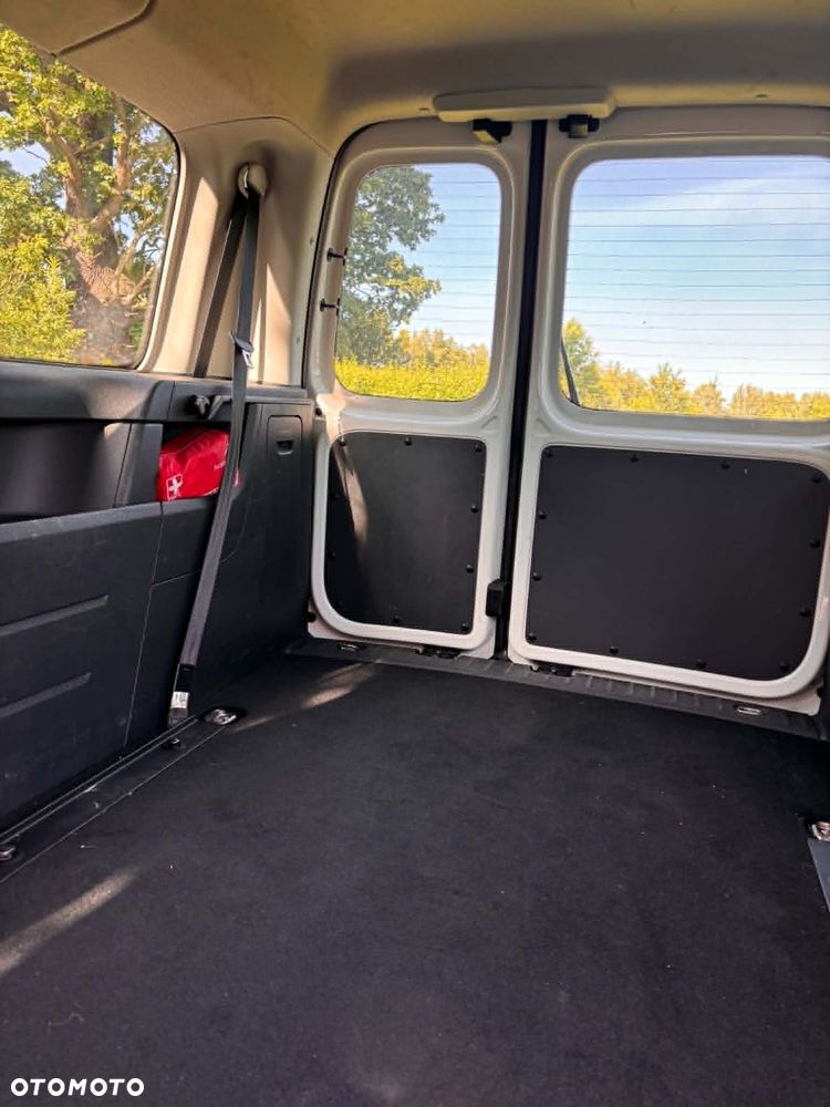 Volkswagen Caddy Maxi 1.4 TSI Trendline - 10