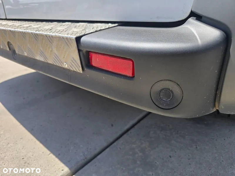 Renault TRAFIC - 26