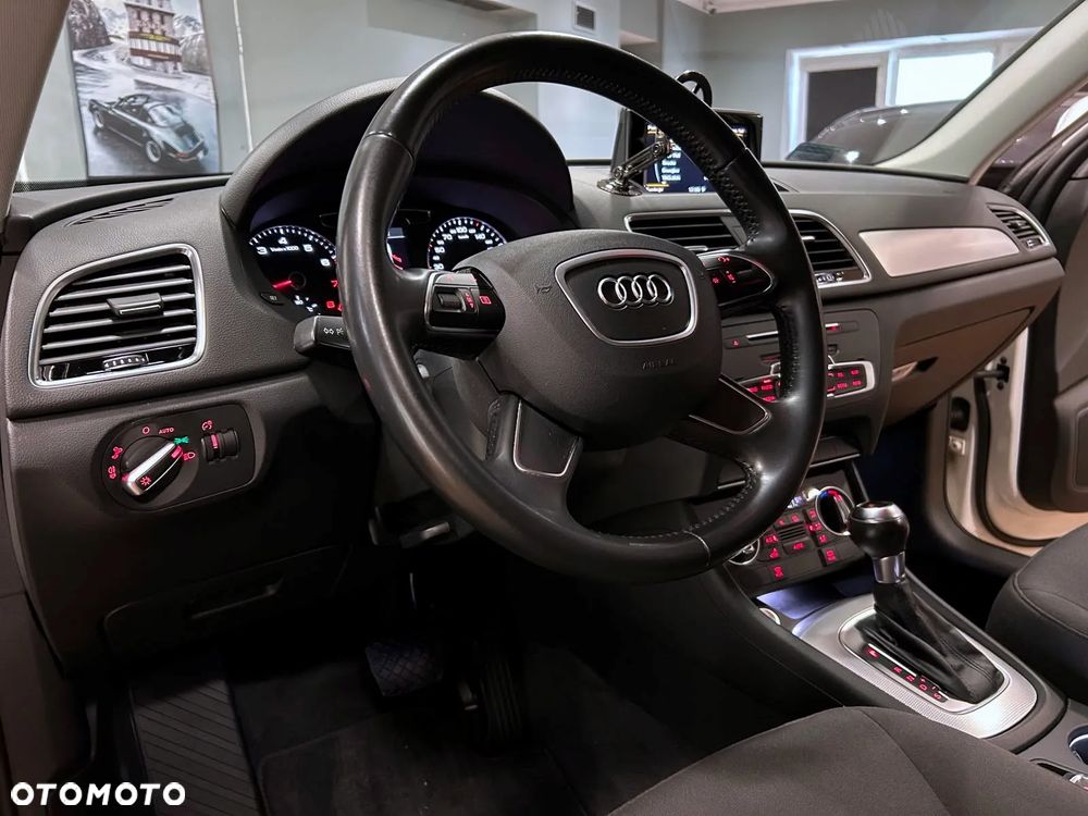 Audi Q3 1.4 TFSI Sport S tronic - 19