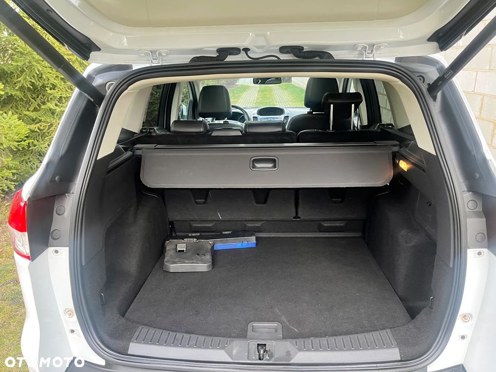 Ford Kuga 2.0 TDCi 4x4 Titanium - 9