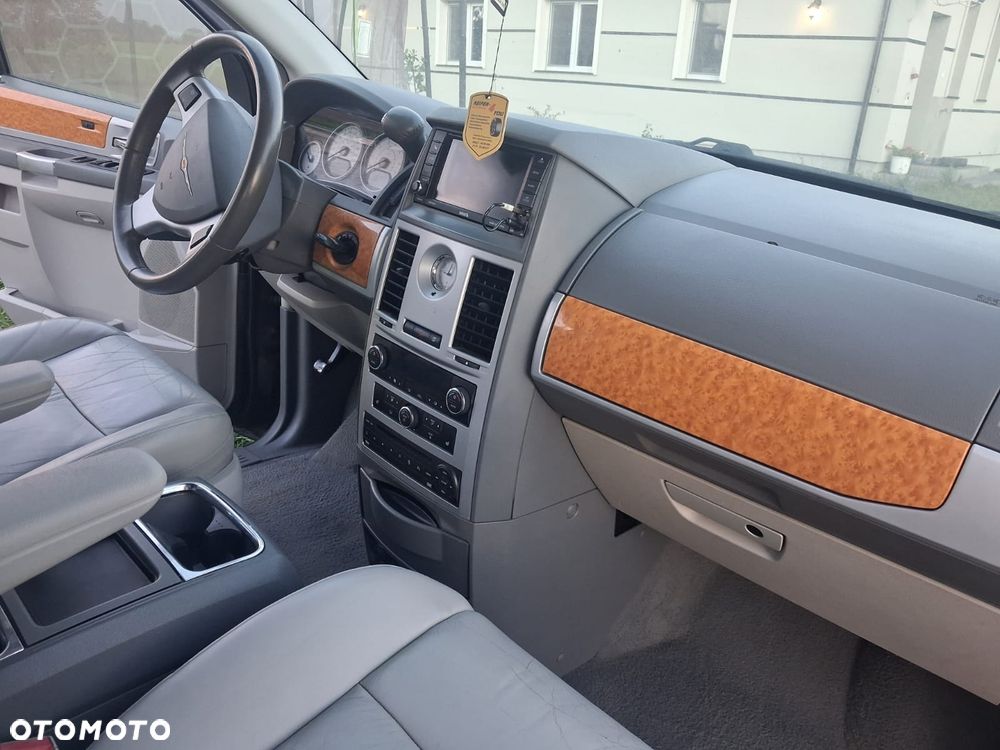 Chrysler Grand Voyager - 5