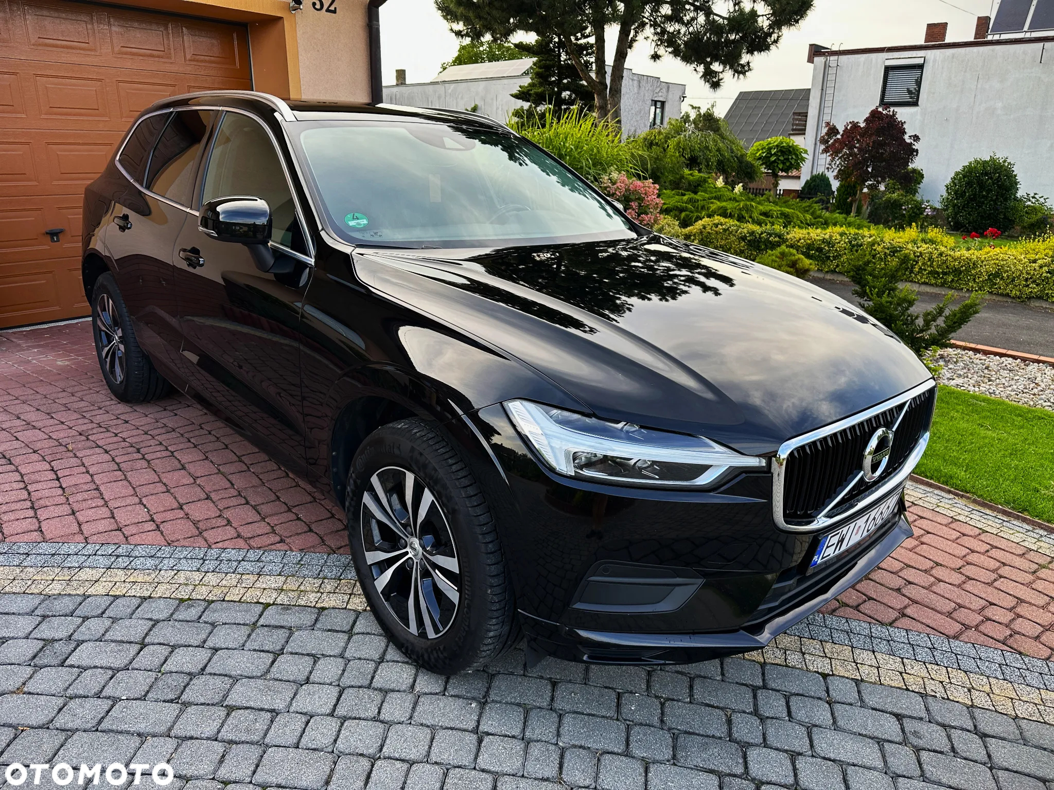 Volvo XC 60 D4 Momentum Pro - 6