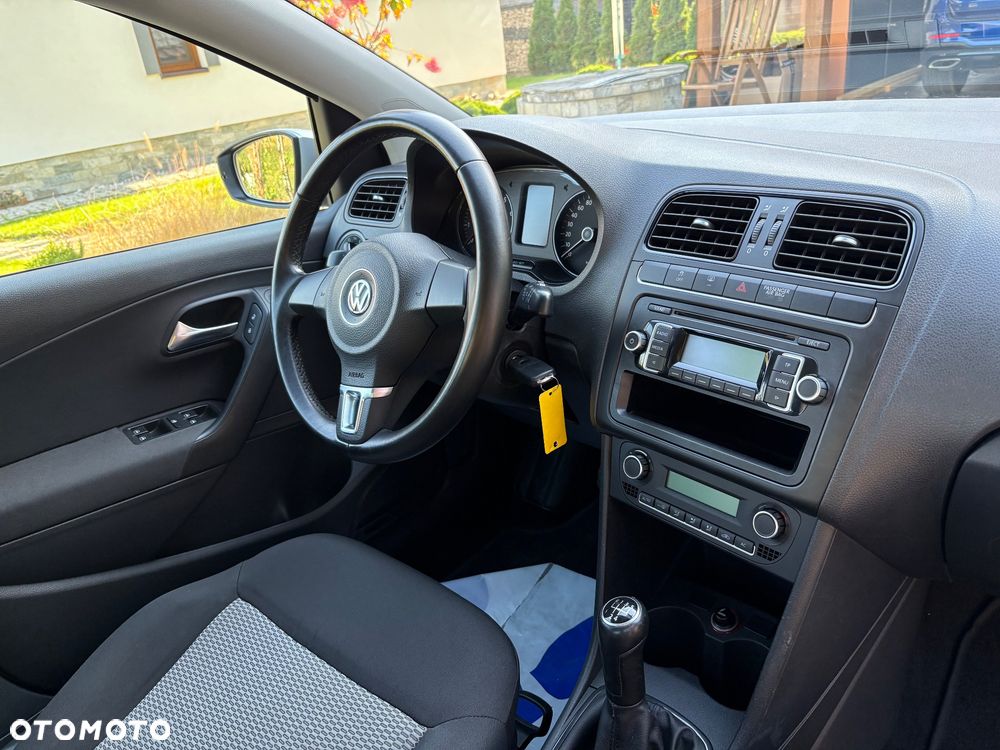Volkswagen Polo - 9