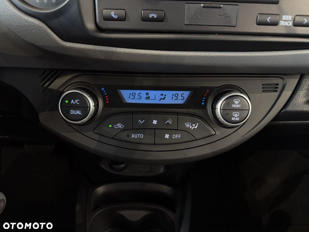 Toyota Yaris - 21
