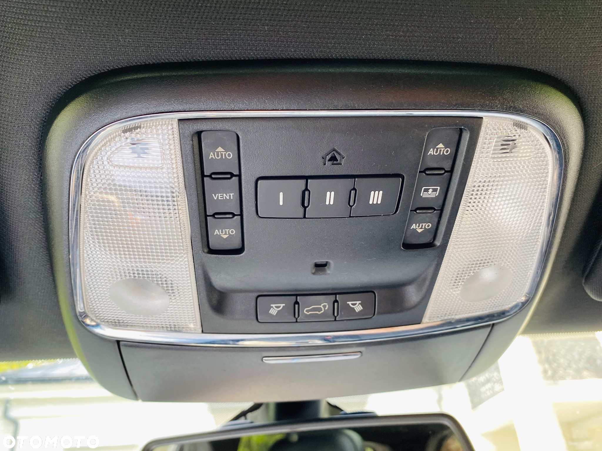 Jeep Grand Cherokee 3.6 V6 Overland - 23