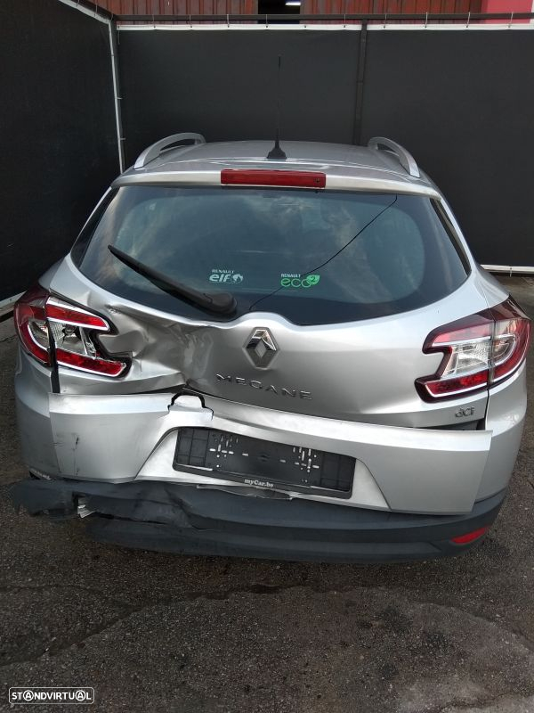 Para Peças Renault Megane Iii Três Volumes - 4