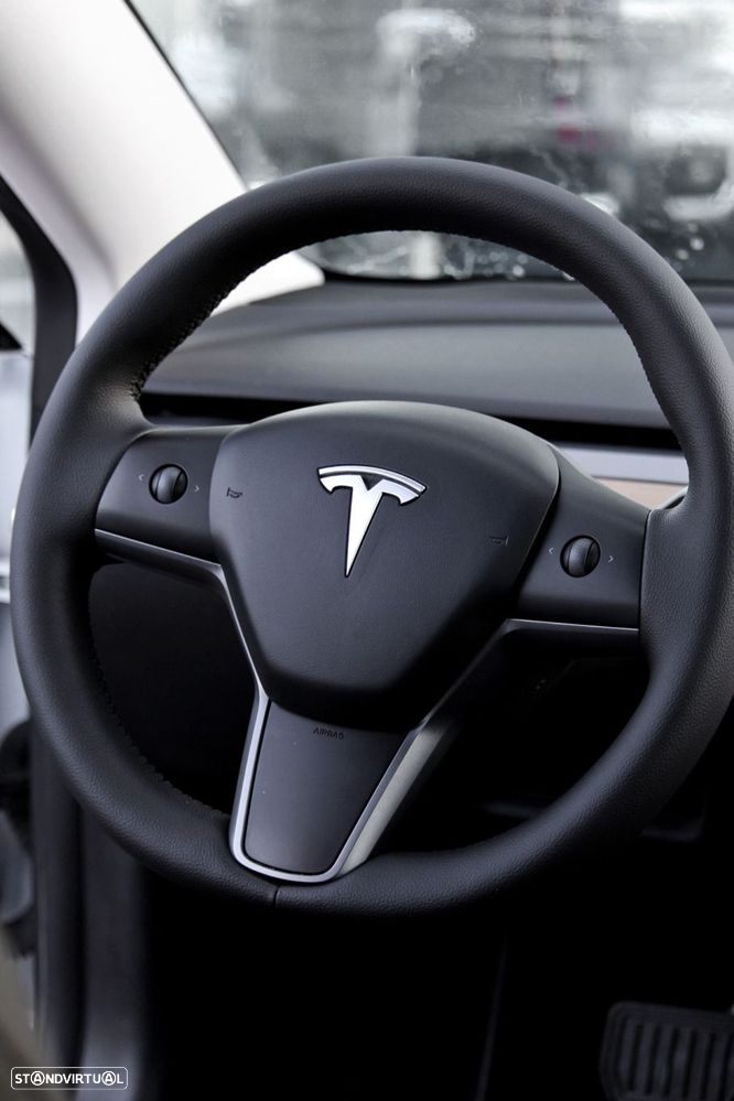 Tesla Model 3 Long Range Tração Traseira - 36