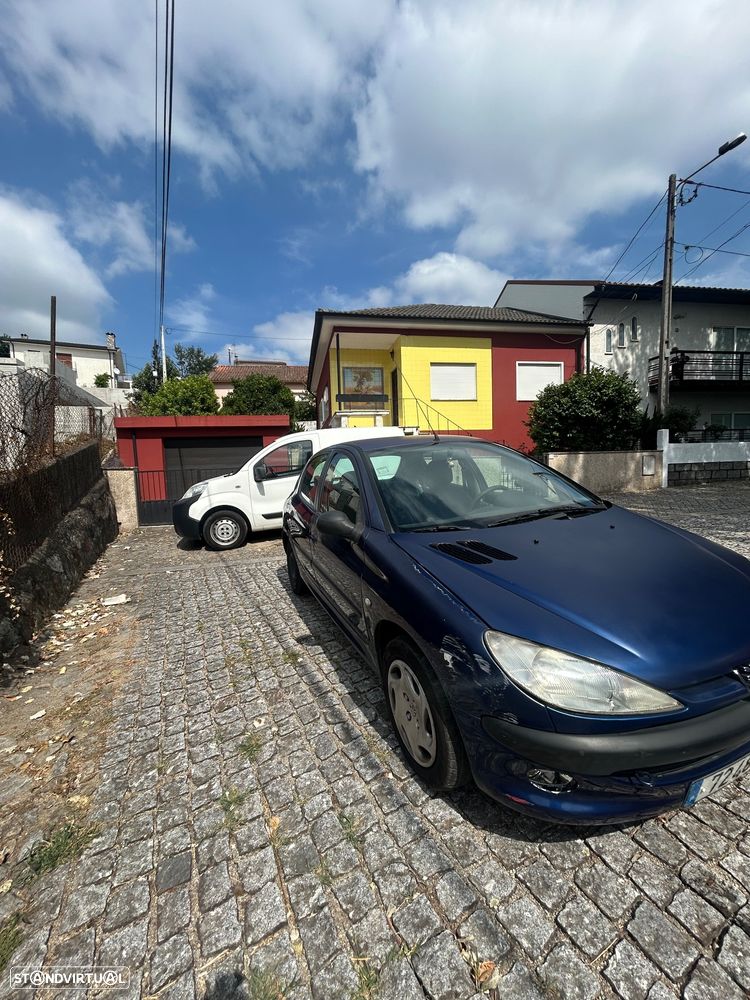 Peugeot 206 1.1 XR Présence - 3