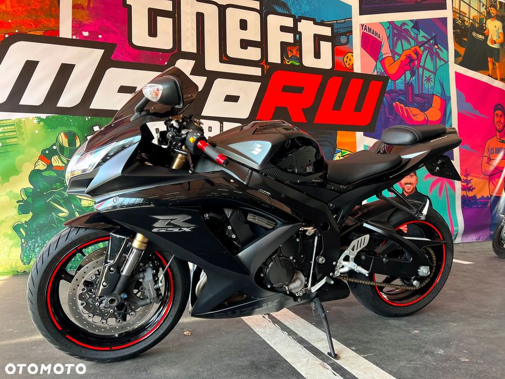Suzuki GSX-R - 4