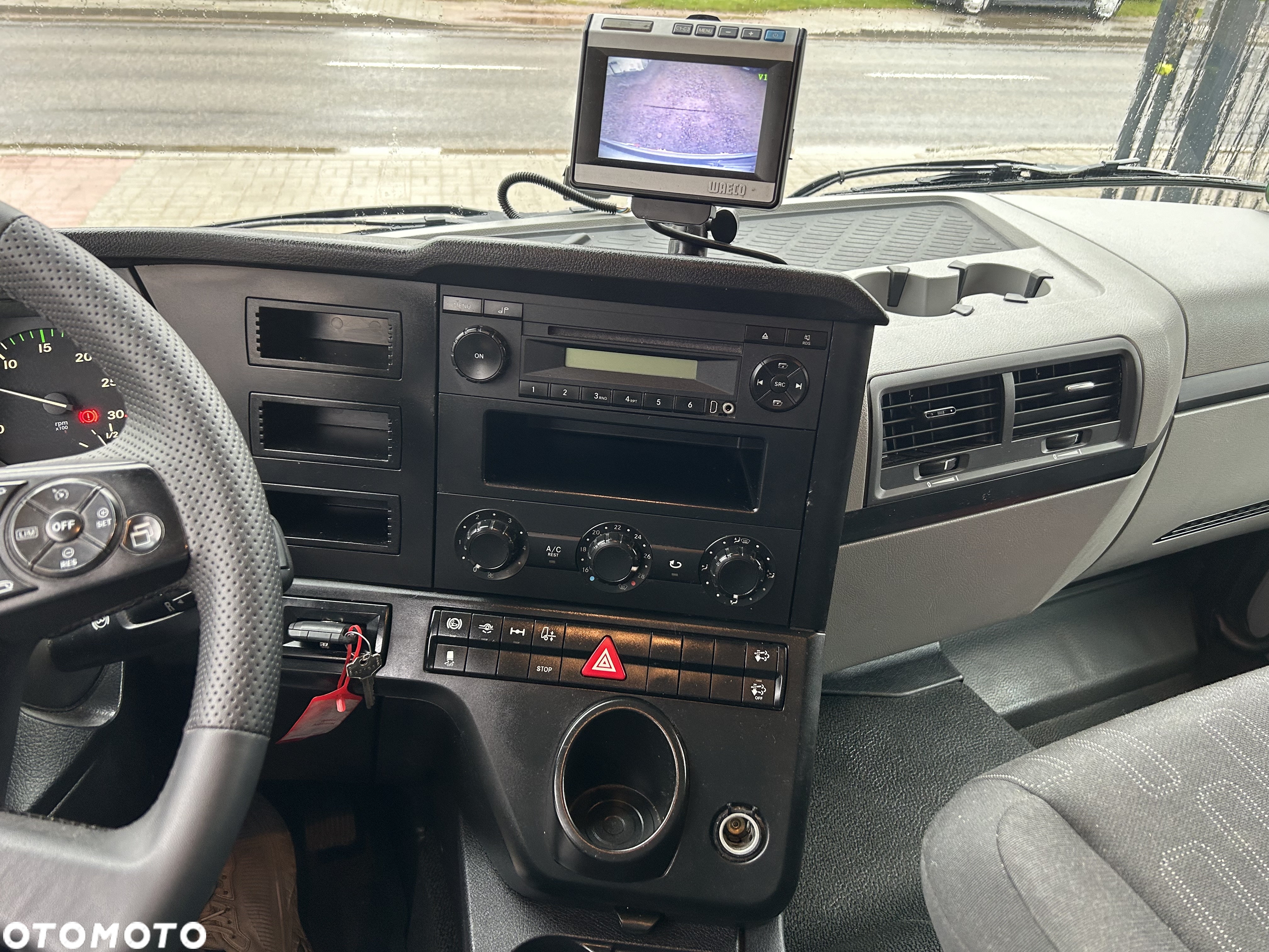 Mercedes-Benz Antos 1830 300k km !! CARRIER SUPRA 1150 DRZWI + winda / 7.7m 19palet / z Niemiec / KLIMA / Axor man Tgm THERMO King - 10