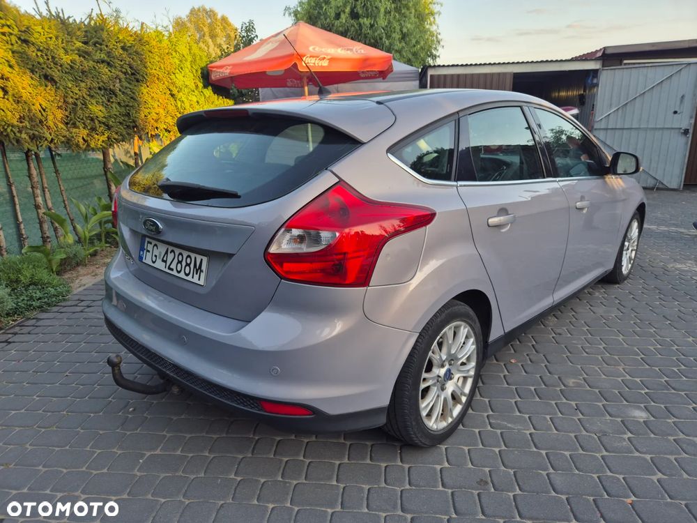Ford Focus - 8