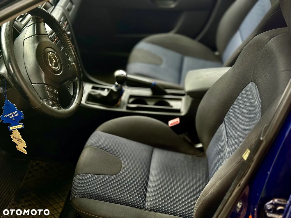 Mazda 3 1.6 Active - 4