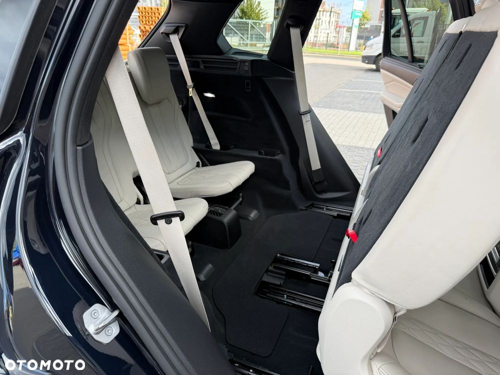 BMW X5 xDrive40i mHEV - 15