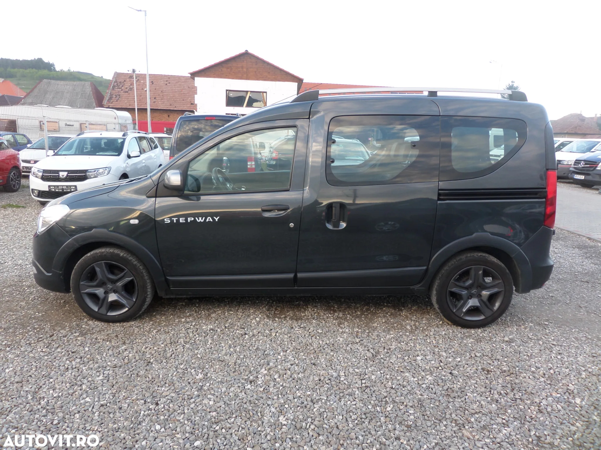 Dacia Dokker 1.5 dCi 90 CP Stepway - 9