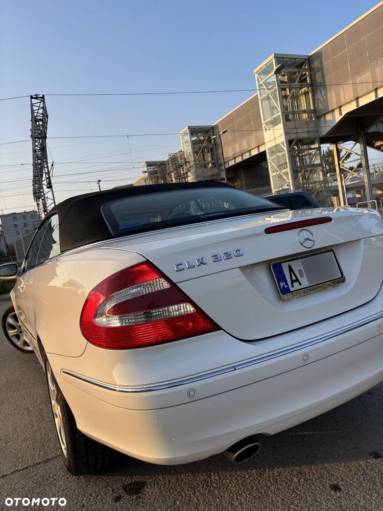 Mercedes-Benz CLK Cabrio 320 Avantgarde - 10