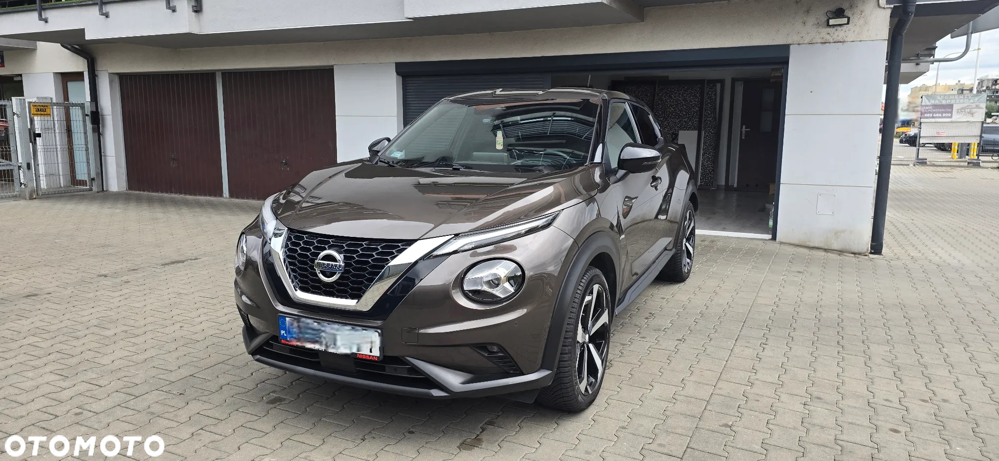 Nissan Juke 1.0 DIG-T Tekna - 2