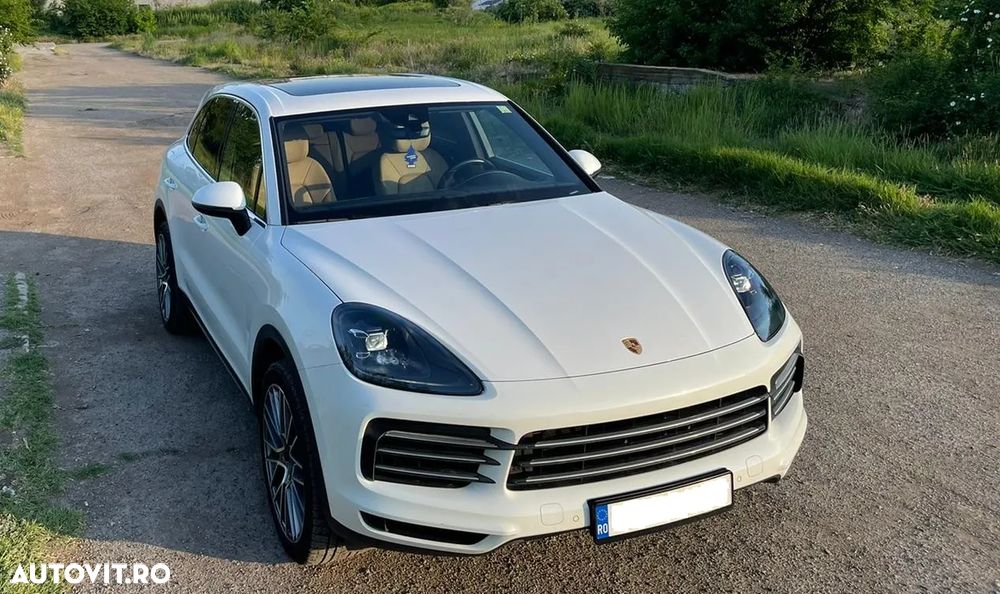 Porsche Cayenne - 2