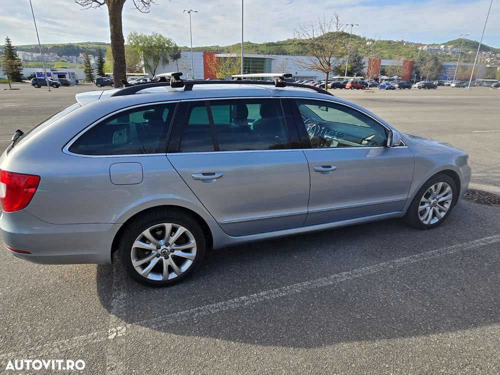 Skoda Superb 2.0 TDI Elegance DSG - 3