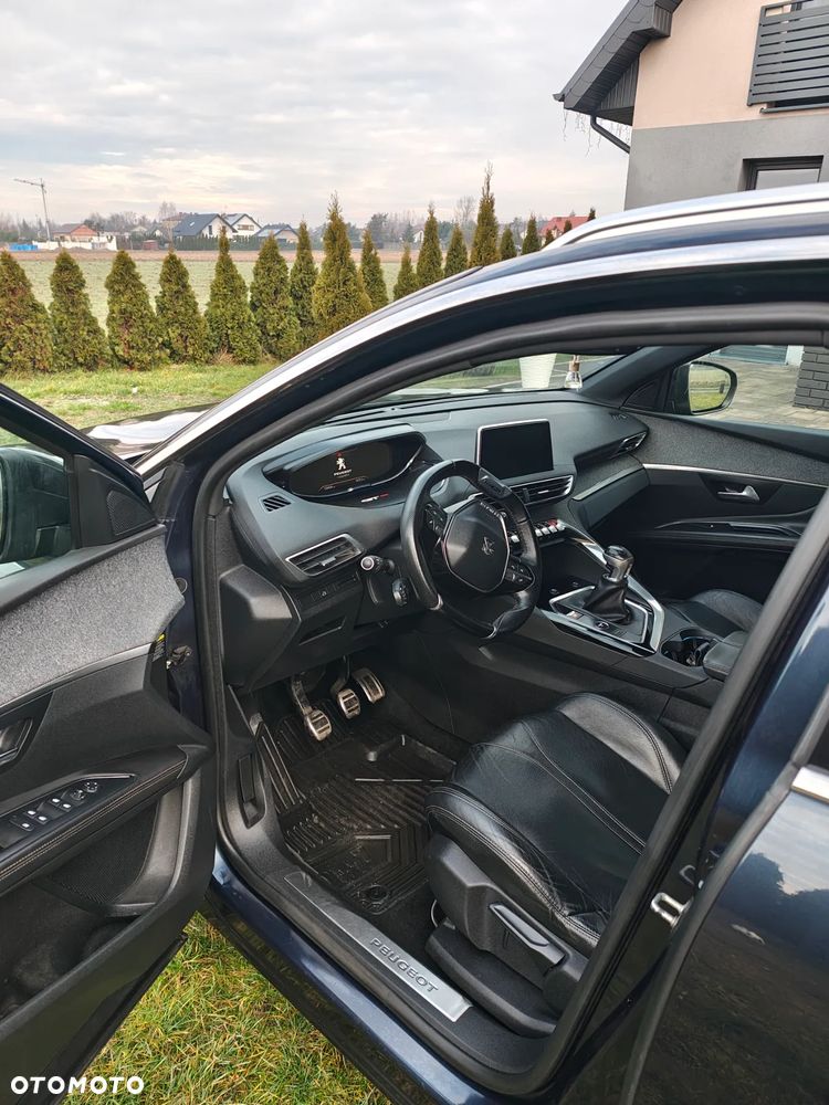 Peugeot 5008 - 2