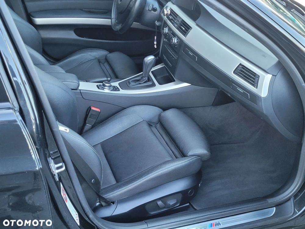 BMW Seria 3 318d DPF - 16