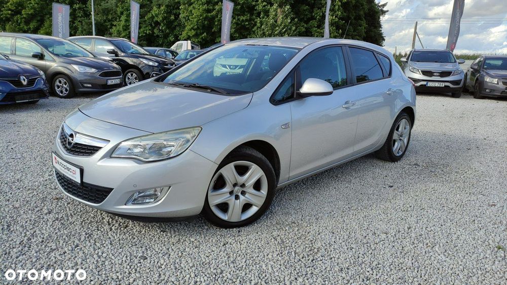 Opel Astra - 14