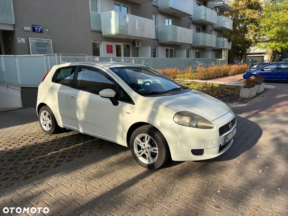 Fiat Grande Punto 1.4 8V Active - 16