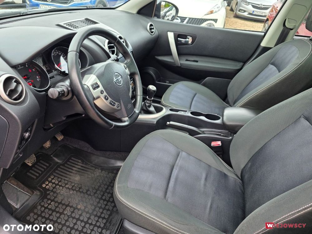 Nissan Qashqai+2 - 12