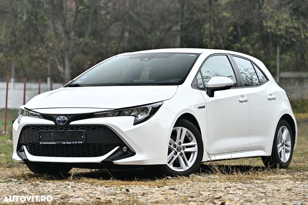 Toyota Corolla 1.8 Hybrid Business Edition - 2