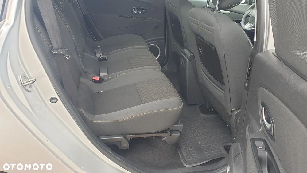 Renault Scenic - 12