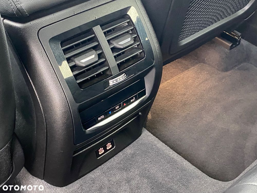 BMW X3 M M40d - 33