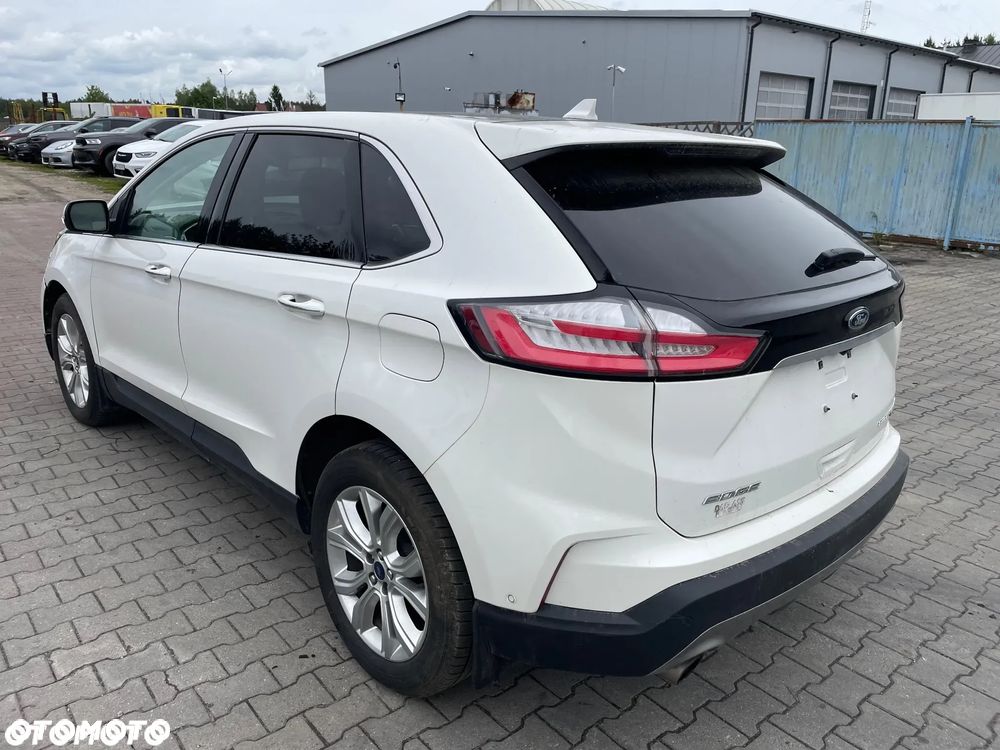 Ford Edge - 1