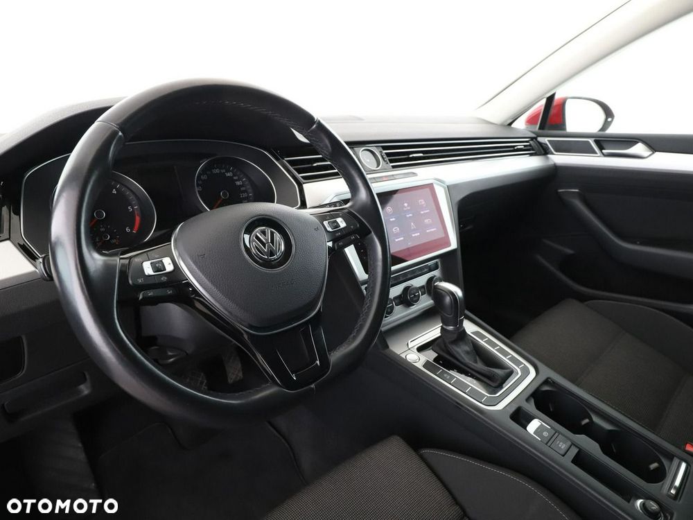 Volkswagen Passat Variant 1.6 TDI (BlueMotion Technology) DSG Comfortline - 15