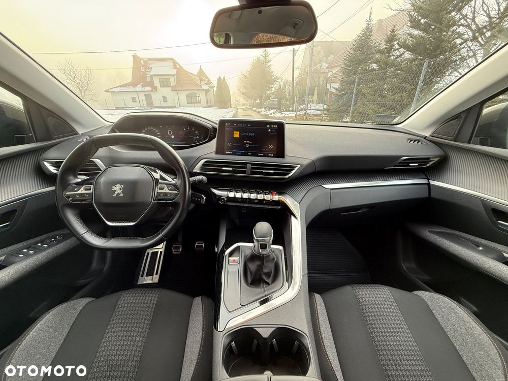 Peugeot 3008 1.2 PureTech Active S&S - 18