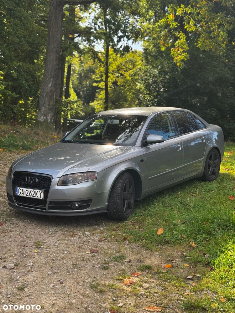 Audi A4 Limousine