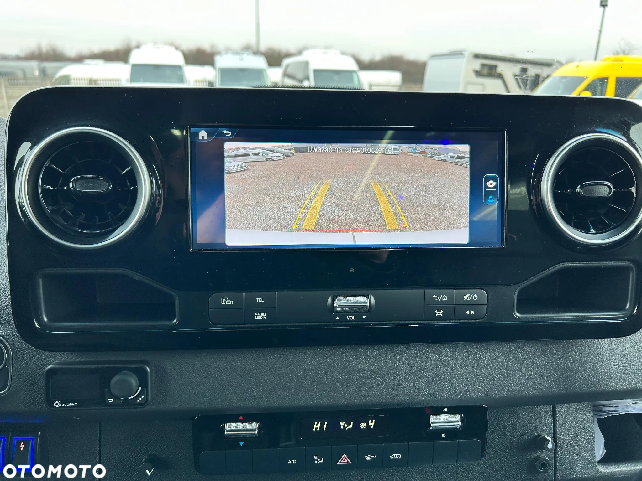 Mercedes-Benz Sprinter 517 - 20