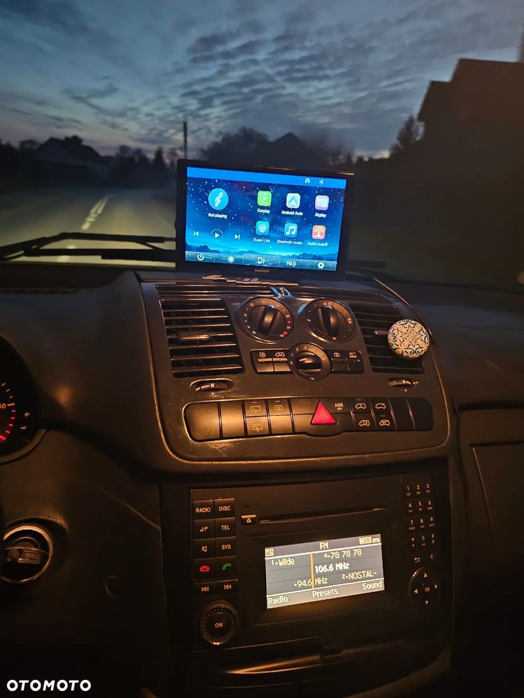 Mercedes-Benz Viano - 18