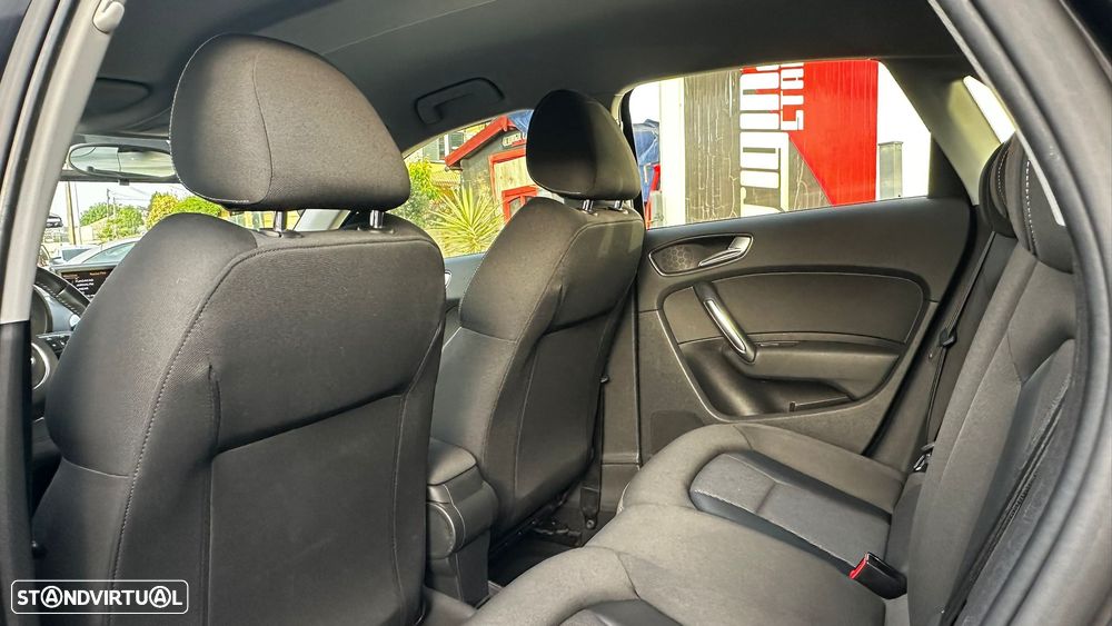 Audi A1 1.6 TDI S tronic Ambition - 7